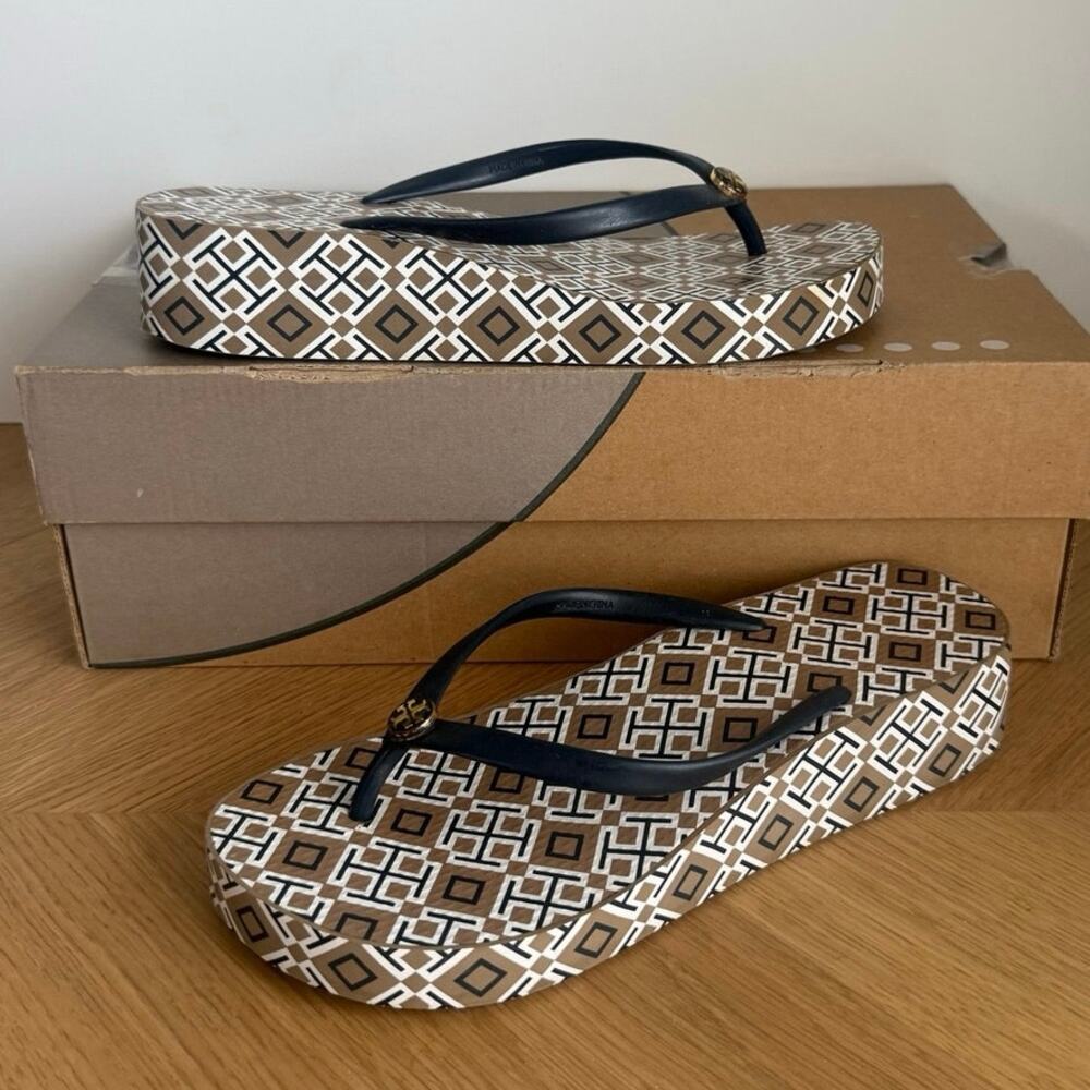 Tory Burch Tan/Navy Women Platform Sandals- SZ 7